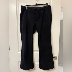 The North Face women’s black boot cut ski snowboard snow pants xl